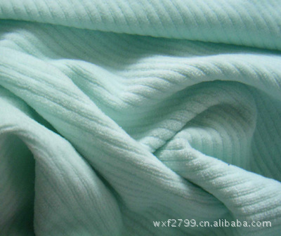 廠家直供全滌綸蒸紗仿棉豎條天鵝絨面料 品質(zhì)與視覺的雙重盛宴